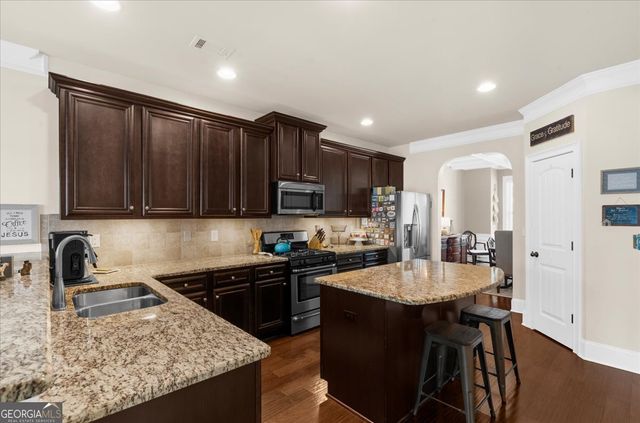 4375 Silent Path, Cumming, GA 30028