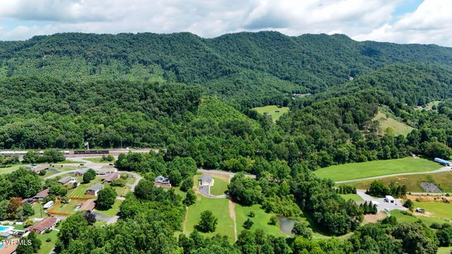 611 Yuma Road, Weber City, VA 24290