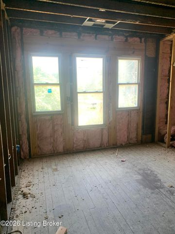 2202 Garland Ave, Louisville, KY 40211
