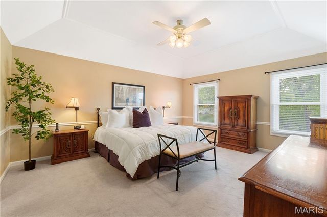 255 W Manor Drive, Chesterfield, MO 63017