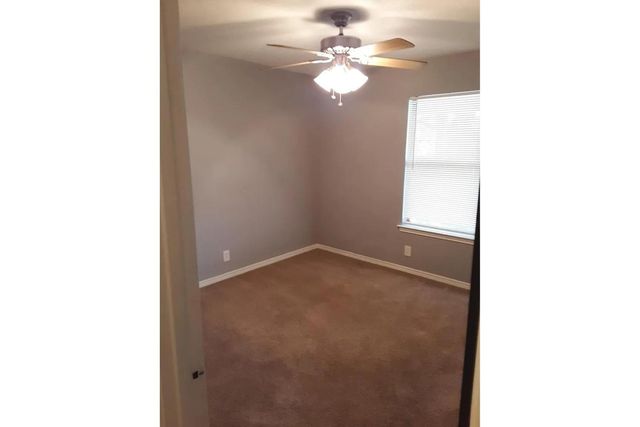101 Horseshoe TRL, Georgetown, TX 78628