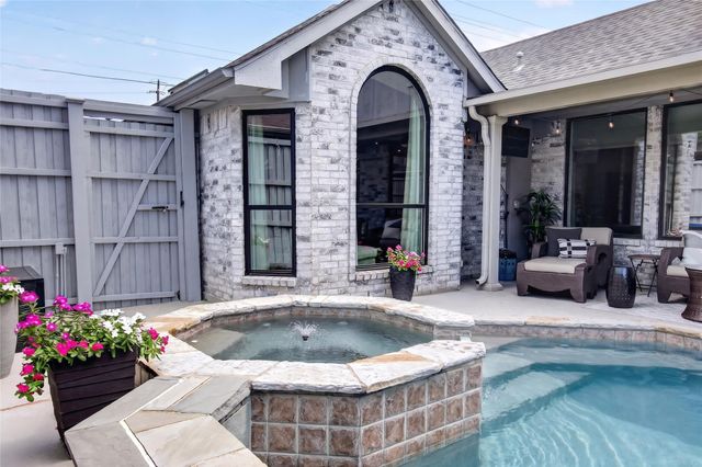 4243 Millview Lane, Dallas, TX 75287