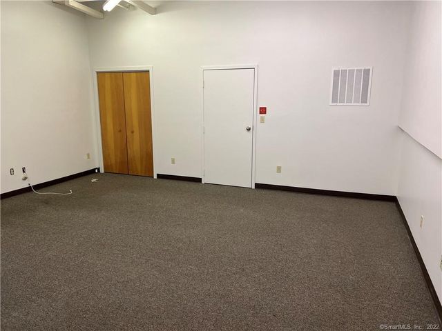 260 Dodge Avenue A, East Haven, CT 06512