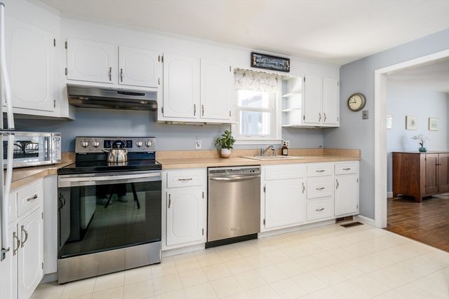 12 Fairway Drive, Dennis, MA 02641