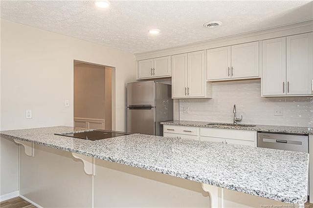 6324 Stoney Point Loop, Fayetteville, NC 28306