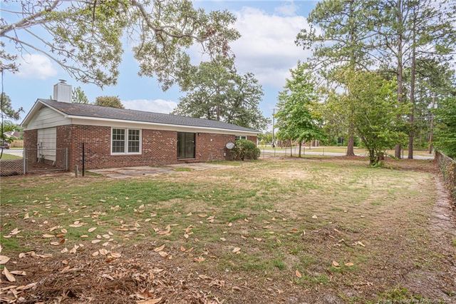 6324 Stoney Point Loop, Fayetteville, NC 28306