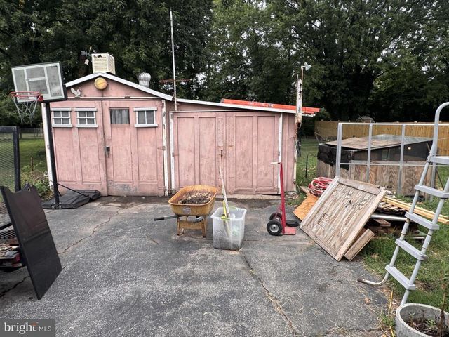 5530 SELMA AVE, Baltimore, MD 21227