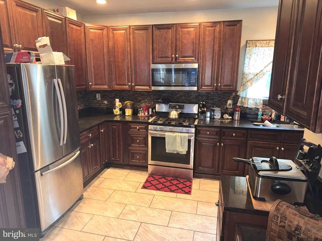 5530 SELMA AVE, Baltimore, MD 21227
