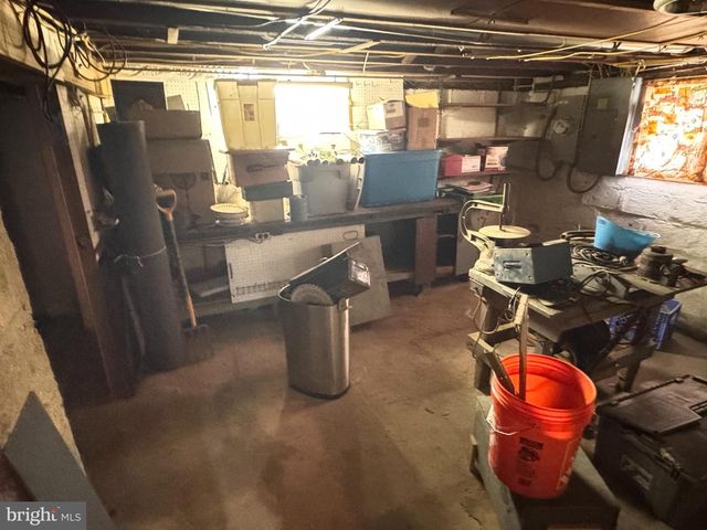 5530 SELMA AVE, Baltimore, MD 21227