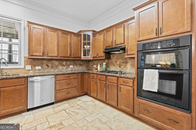 6154 Baybrook Trace, Hoschton, GA 30548
