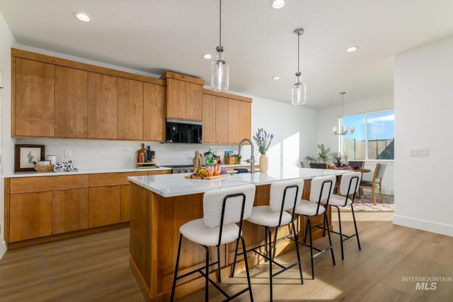 14866 Brown Pelican St, Caldwell, ID 83607