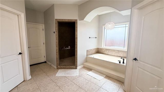 1324 Bella Vista Avenue, Weslaco, TX 78596