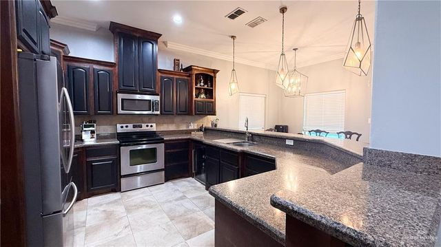 1324 Bella Vista Avenue, Weslaco, TX 78596
