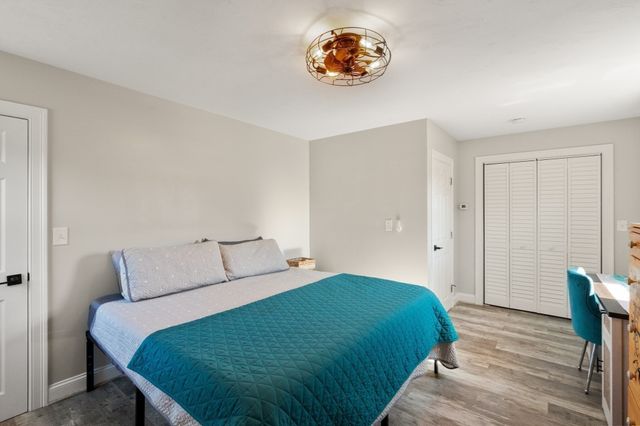 20 Taylor Ave, Plymouth, MA 02360