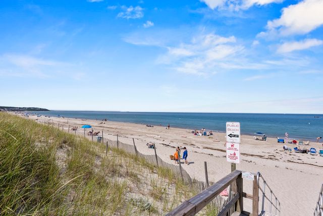 20 Taylor Ave, Plymouth, MA 02360