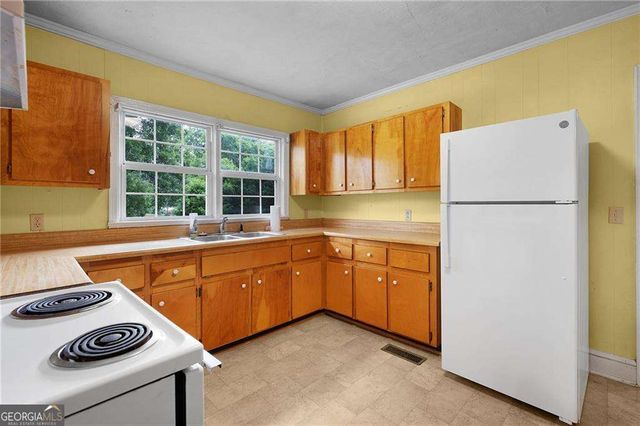 2480 Highway 411 SE, Fairmount, GA 30139