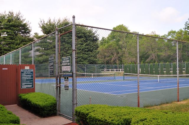 50 Silver Hill Ln 5, Natick, MA 01760