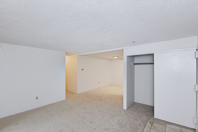 50 Silver Hill Ln 5, Natick, MA 01760