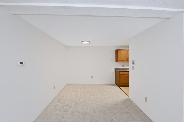 50 Silver Hill Ln 5, Natick, MA 01760