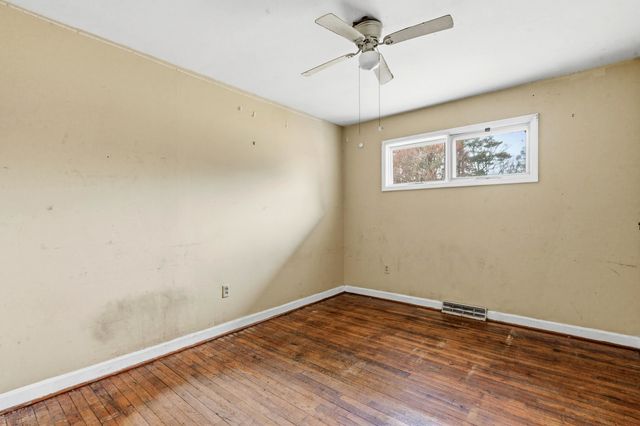 898 Pint Circle Rd., Longs, SC 29568