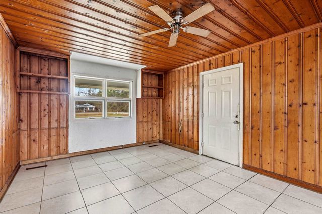 898 Pint Circle Rd., Longs, SC 29568