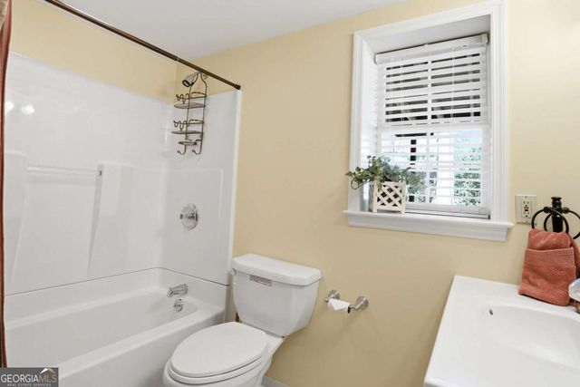 4315 River Stream Circle, Peachtree Corners, GA 30092