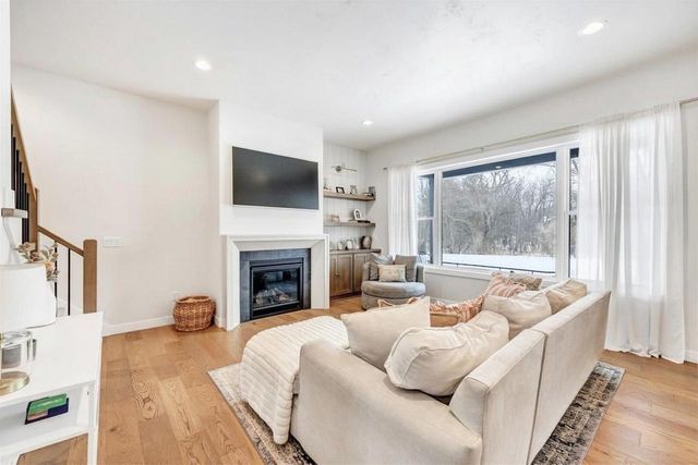 3001 STONE FENCE PLACE, Green Bay, WI 54311