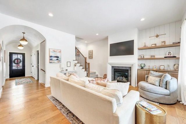 3001 STONE FENCE PLACE, Green Bay, WI 54311