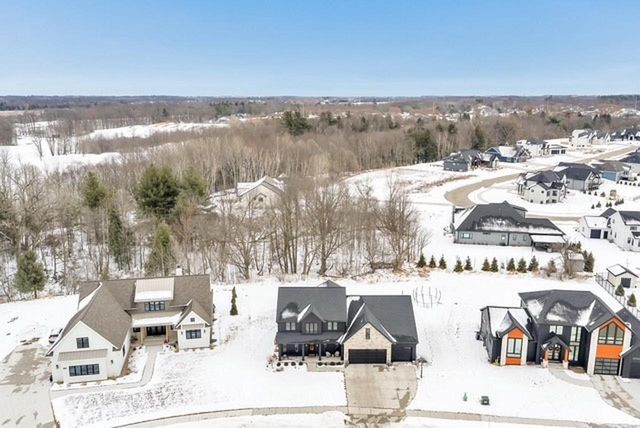 3001 STONE FENCE PLACE, Green Bay, WI 54311