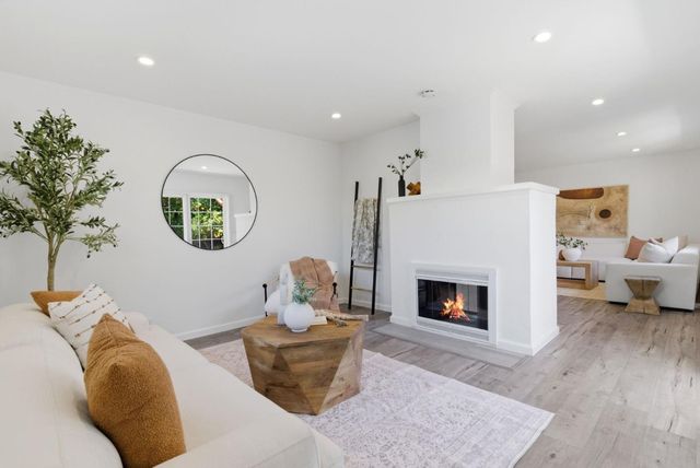 1113 Columbine Avenue, Sunnyvale, CA 94086