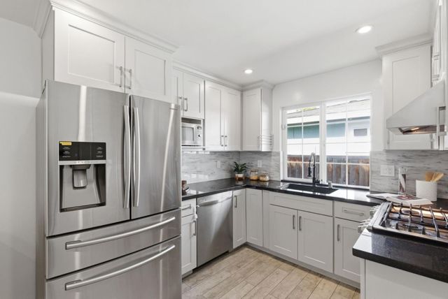 1113 Columbine Avenue, Sunnyvale, CA 94086