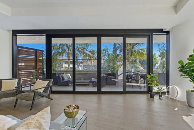 8420 W Sunset Boulevard 108, Los Angeles, CA 90069