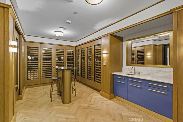 8420 W Sunset Boulevard 108, Los Angeles, CA 90069