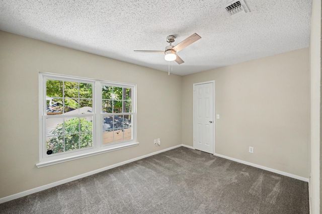 98 Breezy Point Place, The Woodlands, TX 77381