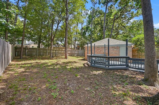 98 Breezy Point Place, The Woodlands, TX 77381