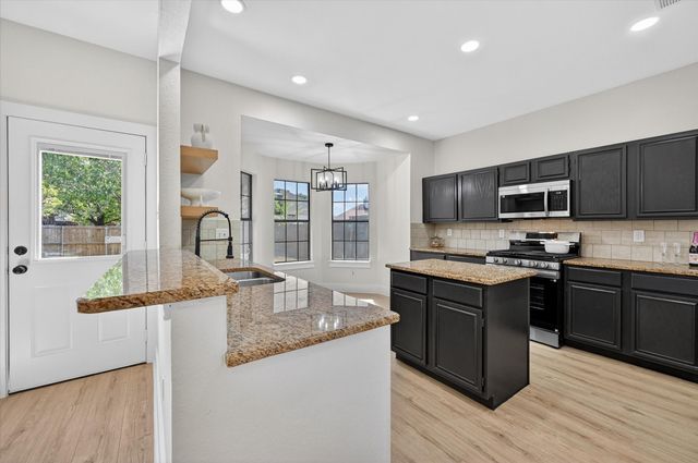 2227 Stillwater Drive, Mesquite, TX 75181