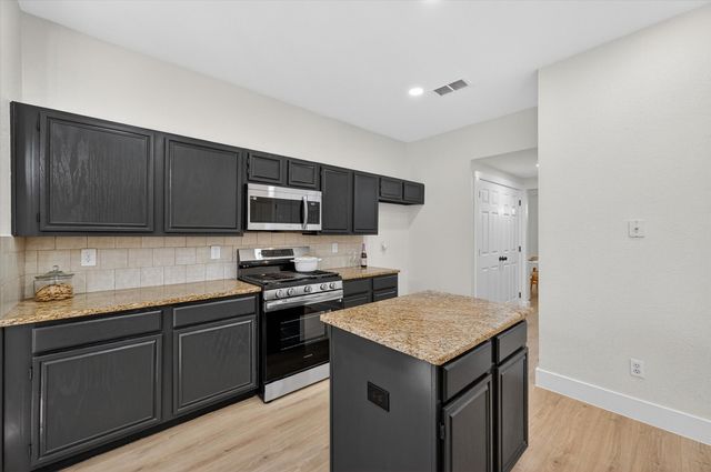 2227 Stillwater Drive, Mesquite, TX 75181