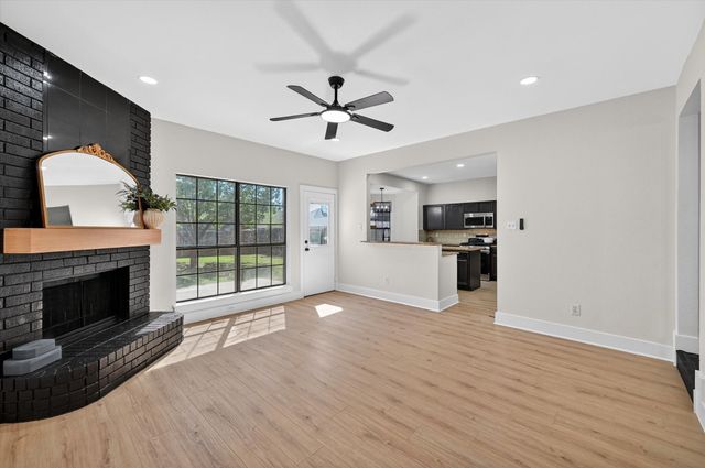 2227 Stillwater Drive, Mesquite, TX 75181