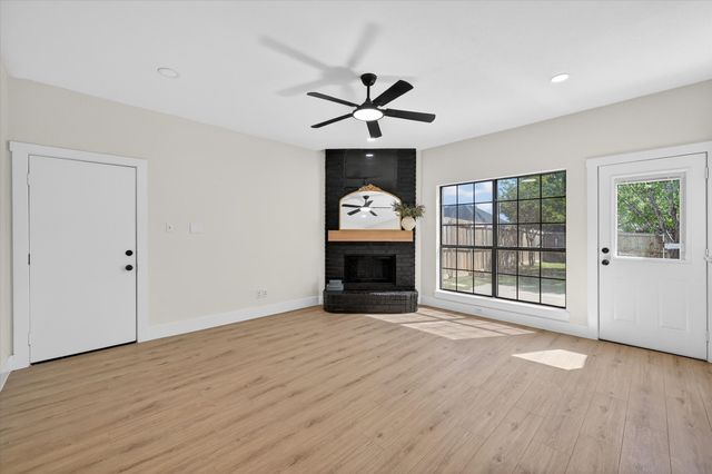 2227 Stillwater Drive, Mesquite, TX 75181