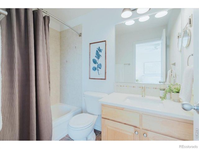 801 Chinle Avenue E, Boulder, CO 80304
