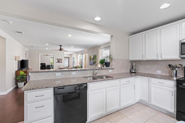 323 Salado Creek LN, Georgetown, TX 78633
