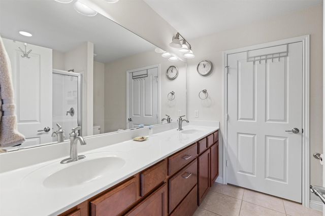 323 Salado Creek LN, Georgetown, TX 78633