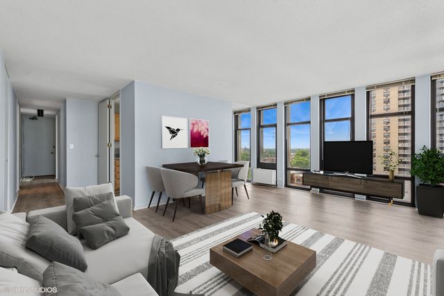 6700 S South Shore Drive 10G, Chicago, IL 60649