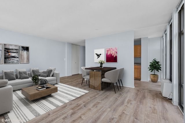 6700 S South Shore Drive 10G, Chicago, IL 60649