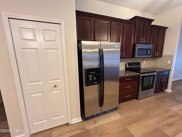13916 FISH EAGLE Drive, Jacksonville, FL 32226