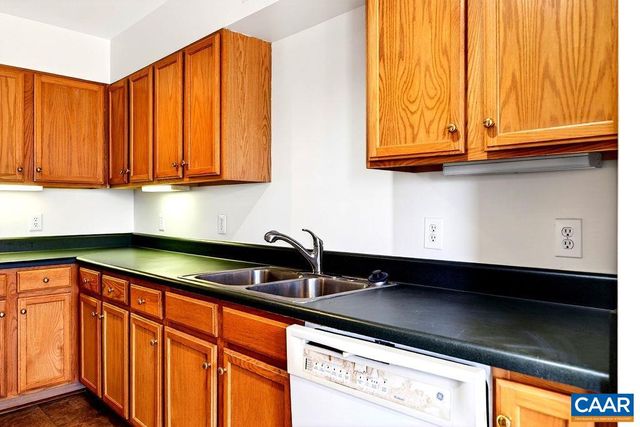 2084 STONE RIDGE CONDOS, Wintergreen, VA 22967