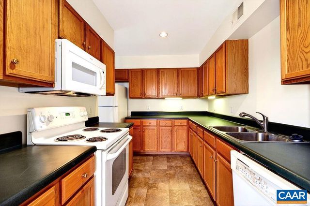 2084 STONE RIDGE CONDOS, Wintergreen, VA 22967