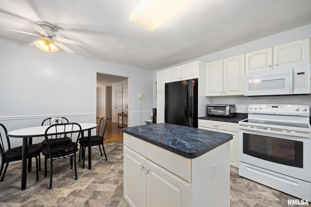 1196 W CAROLYN Court, East Peoria, IL 61611