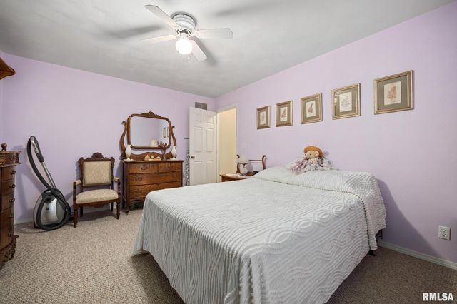 1196 W CAROLYN Court, East Peoria, IL 61611