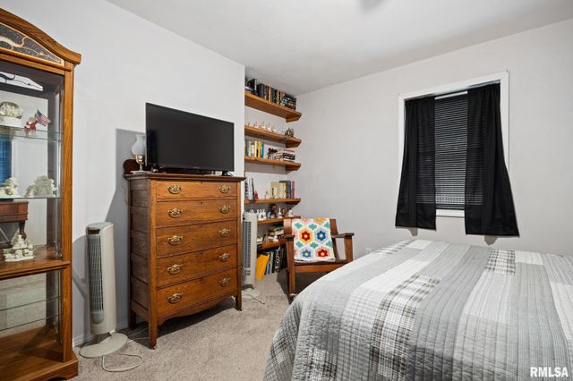 1196 W CAROLYN Court, East Peoria, IL 61611